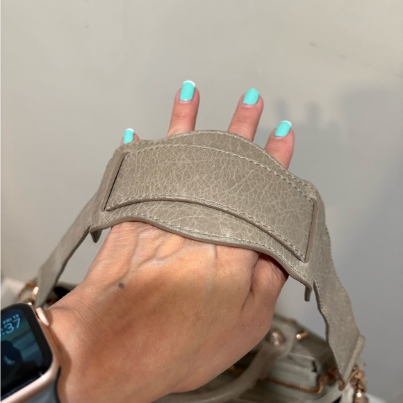 Balenciaga City Handbag - Picture 11 of 16